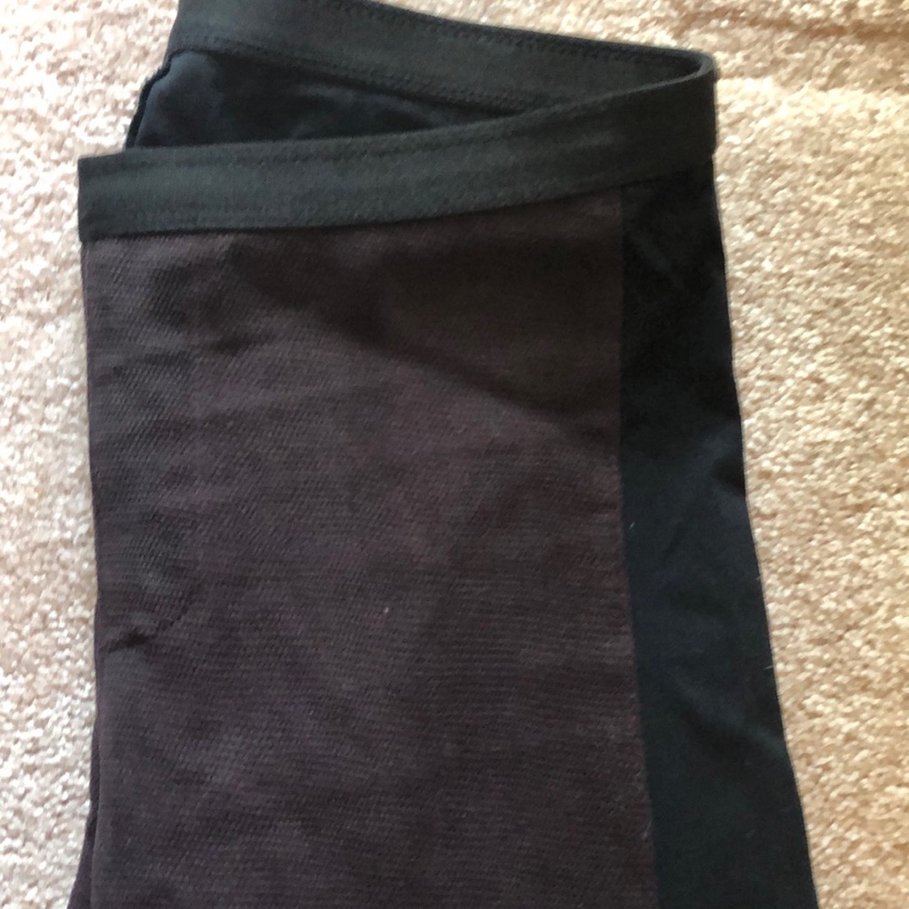 Helmut Lang two-toned leggings.